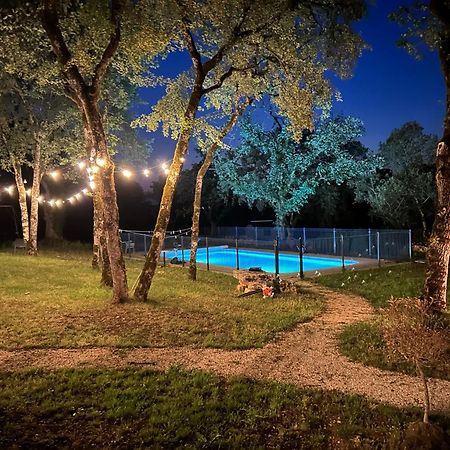 Le Domaine De La Claire Fontaine Gites -Chambres D'Hotes Montvalent Eksteriør bilde