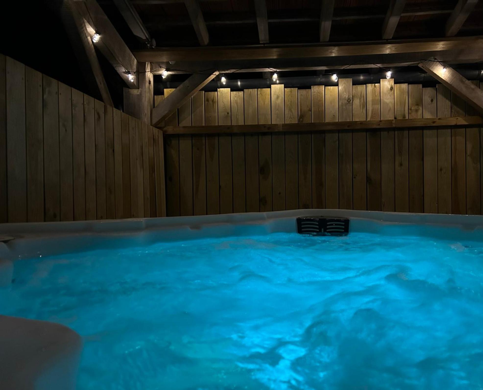 Le Domaine De La Claire Fontaine Gites -Chambres D'Hotes Montvalent Eksteriør bilde